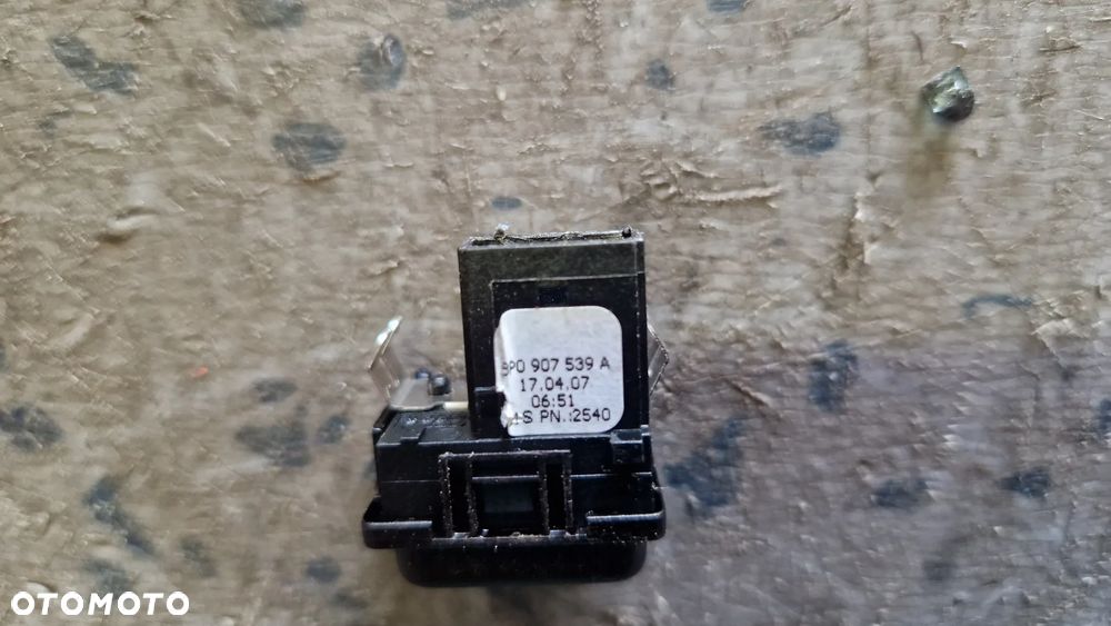 AUDI A3 A4 CZUJNIK NASŁONECZNIENIA 8P0907539A - 2