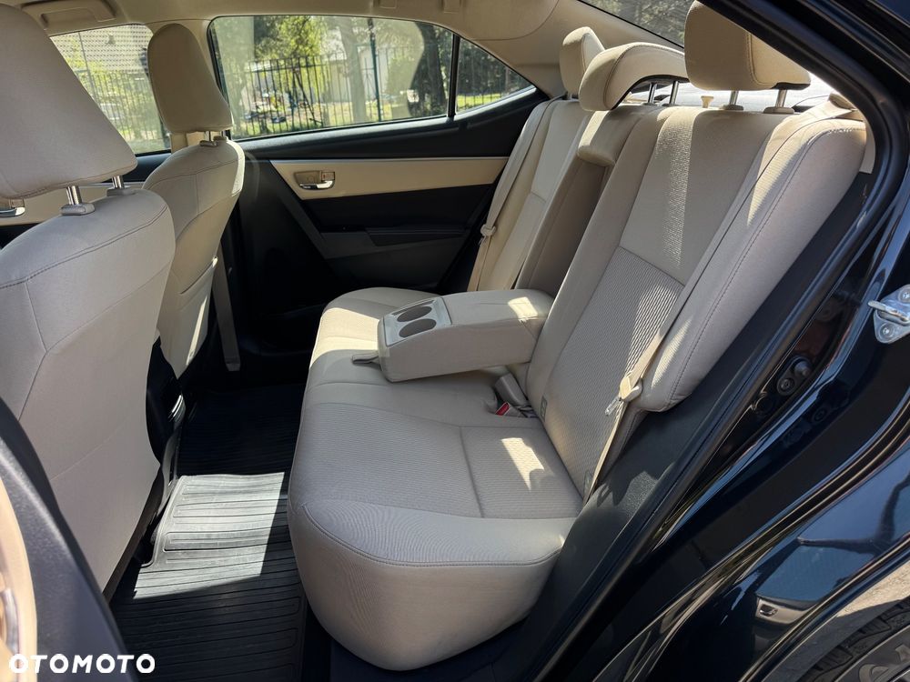 Toyota Corolla 1.6 Active EU6 - 26