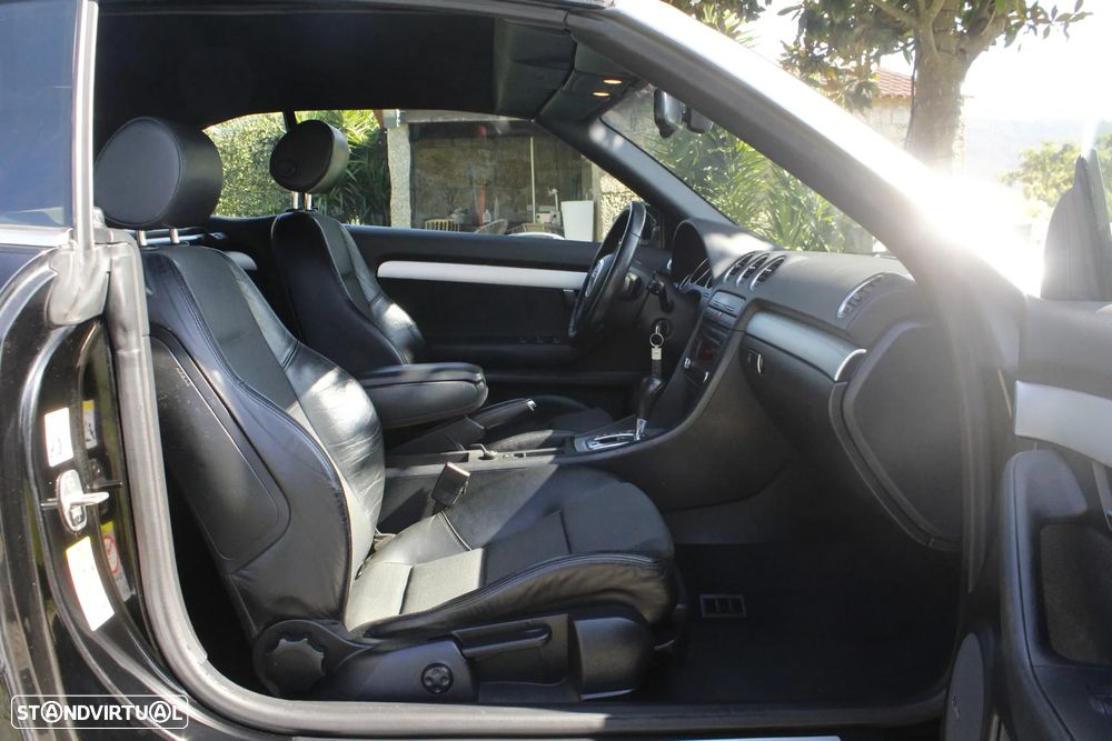 Audi A4 Cabrio 2.0 TDi S-line Multi. - 22