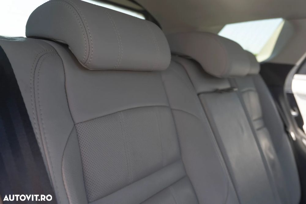 Land Rover Range Rover Evoque - 25