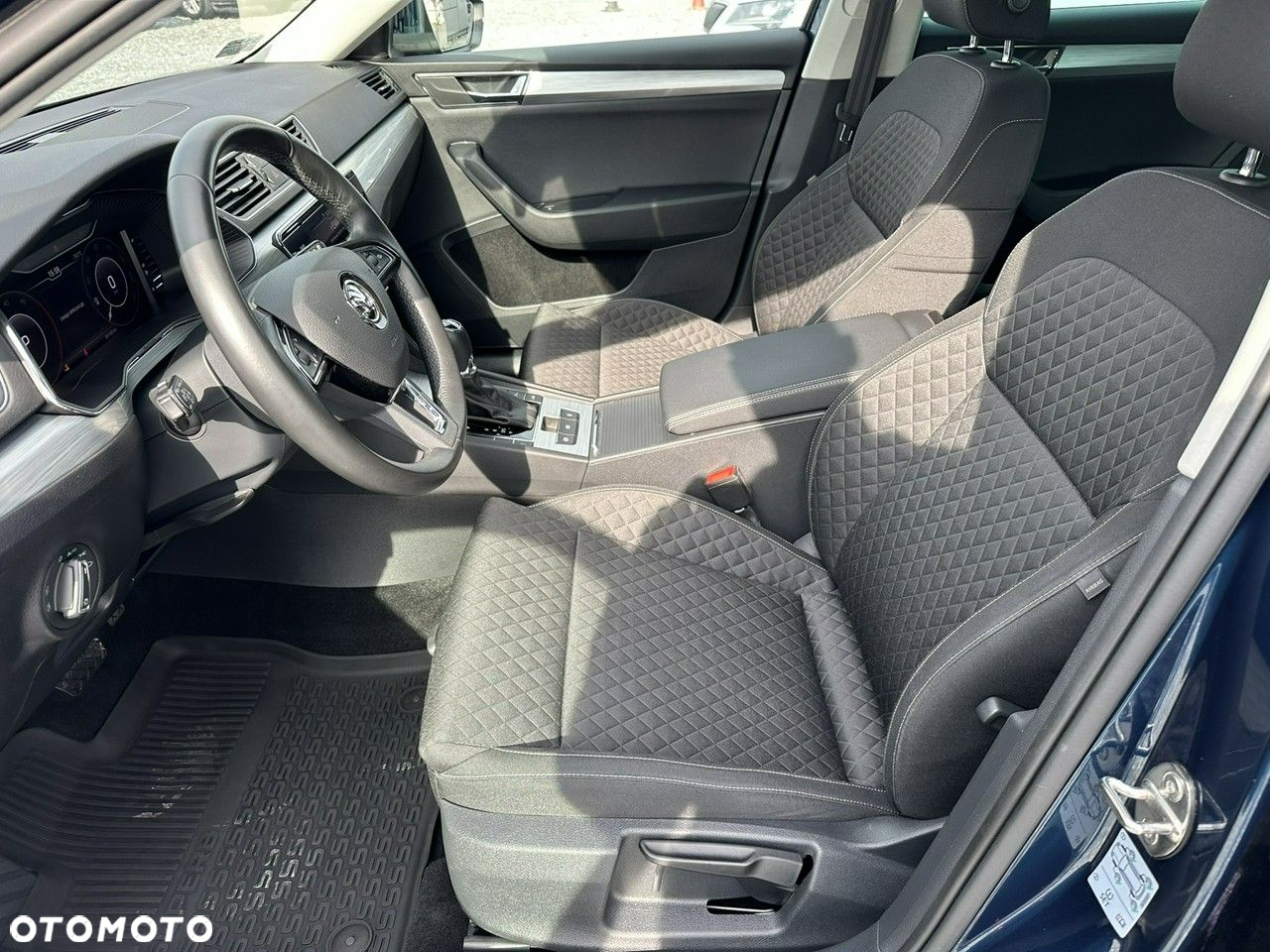 Skoda Superb - 14