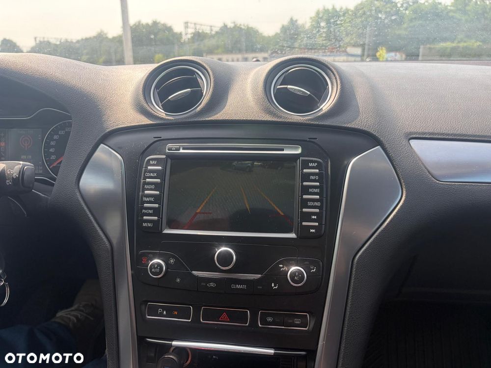 Ford Mondeo 2.0 TDCi Titanium - 28