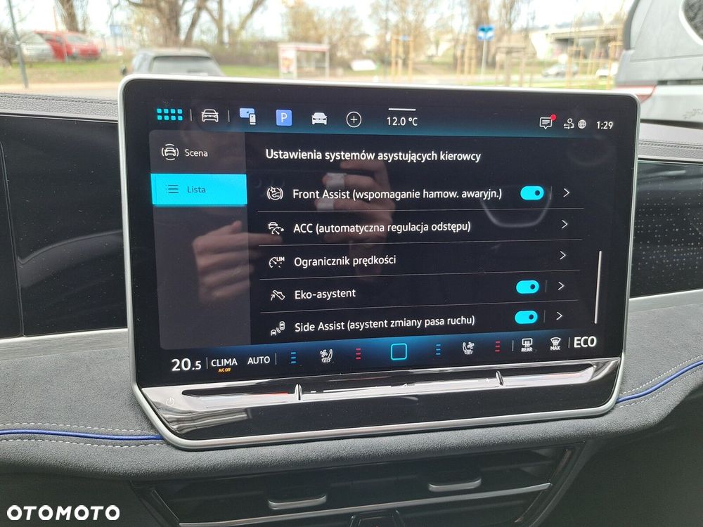 Volkswagen Passat - 22