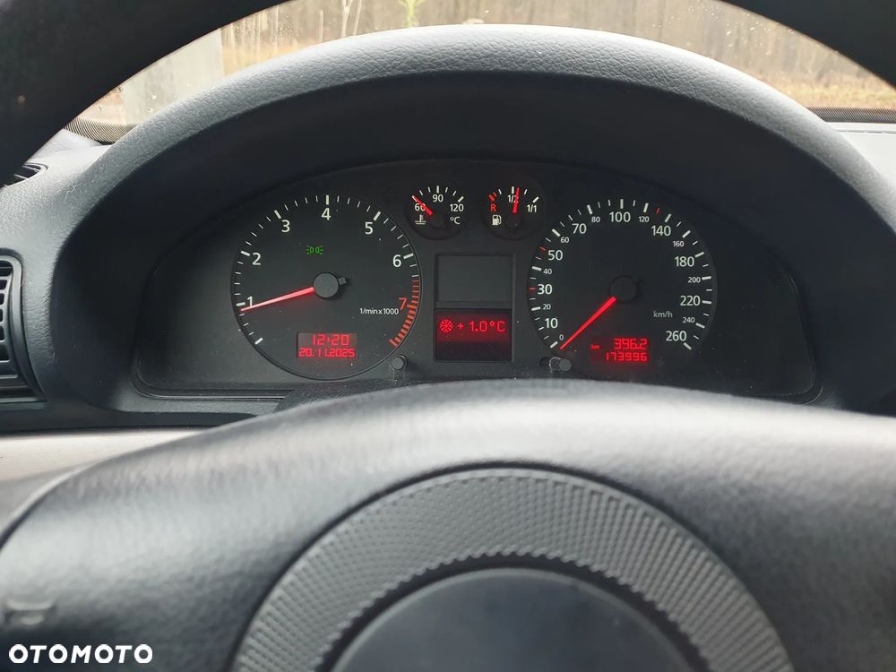 Audi A4 Limousine - 18