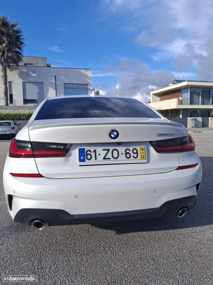 BMW 320 d Pack M Auto - 4