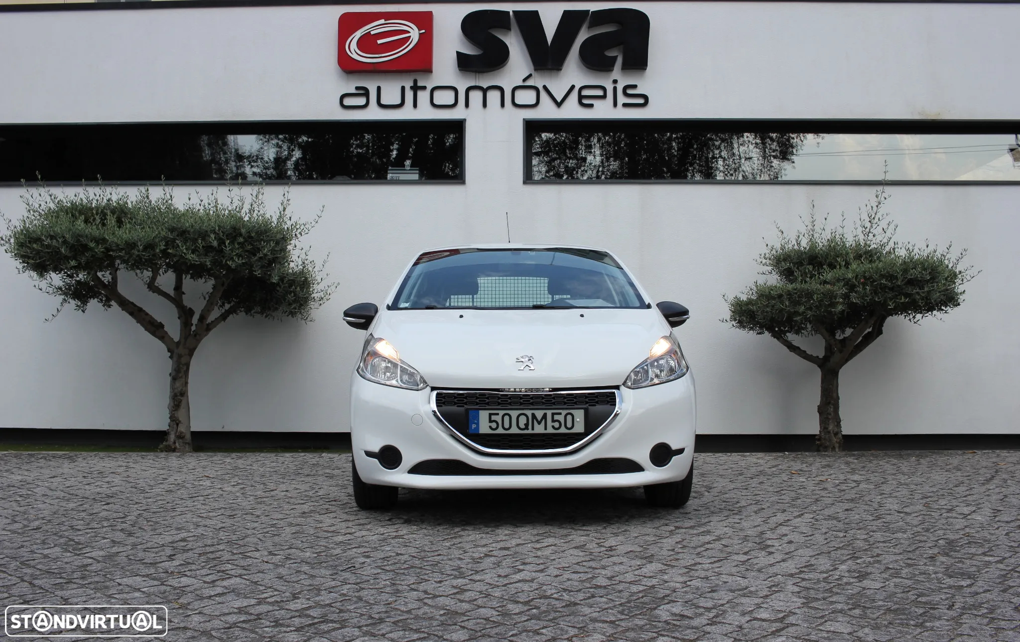 Peugeot 208 - 3