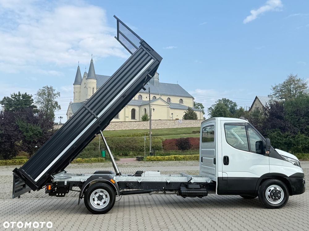 Iveco DAILY 35-180 3.0 HPI 180KM WYWROTKA 3-stronna !Resor+Poduszka ! HAK ! SUPER STAN!!! - 22