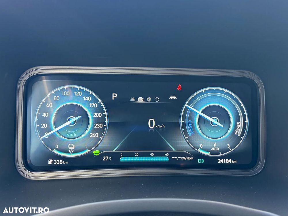 Hyundai KONA Select - 24