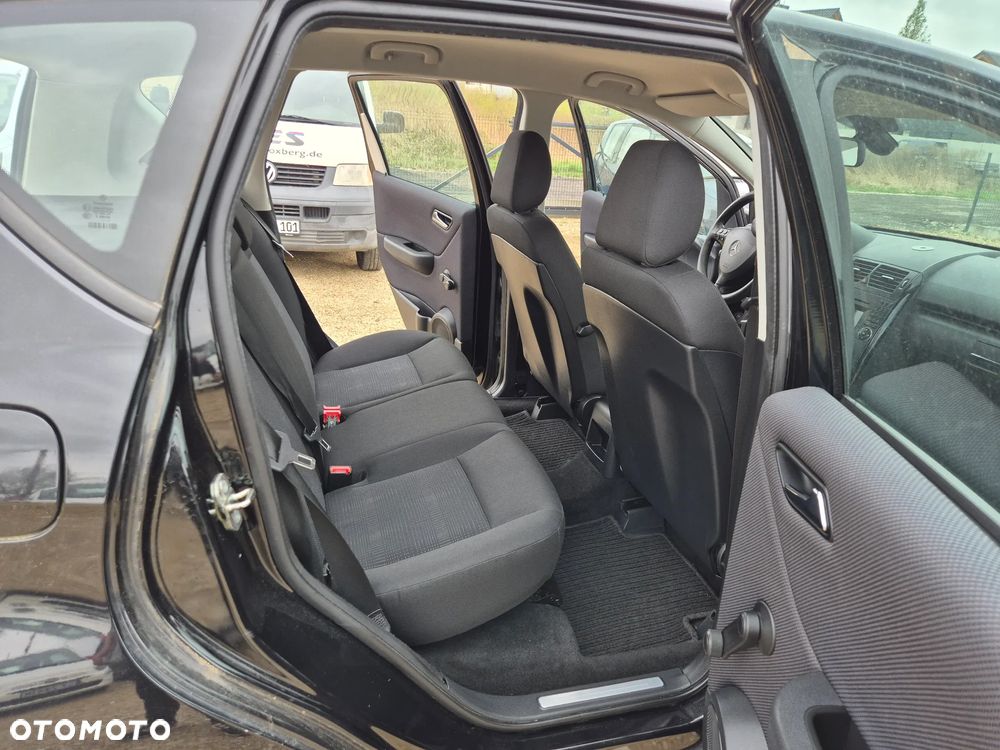 Mercedes-Benz Klasa A 160 BlueEFFICIENCY Elegance - 8