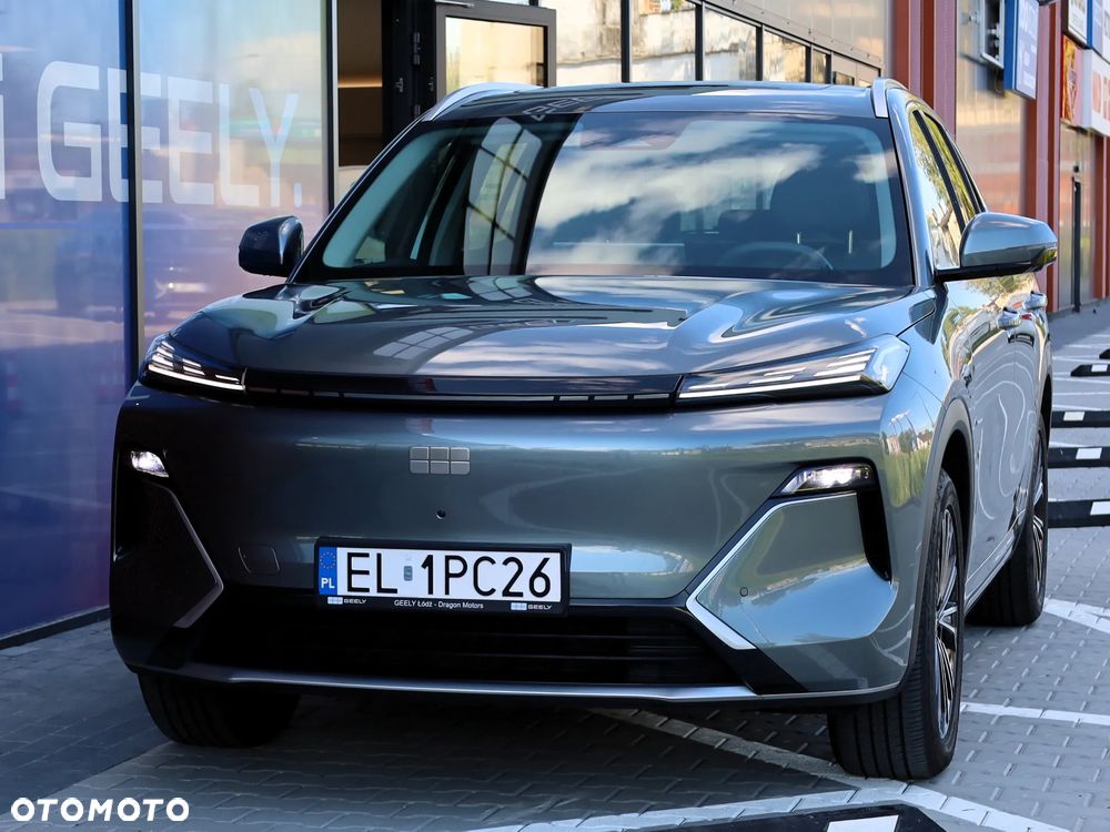 Geely Starray EM-i 1.5 PHEV Max - 36