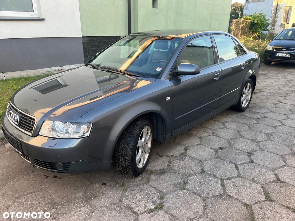 Audi A4 Limousine 2.4 Multitronic - 1