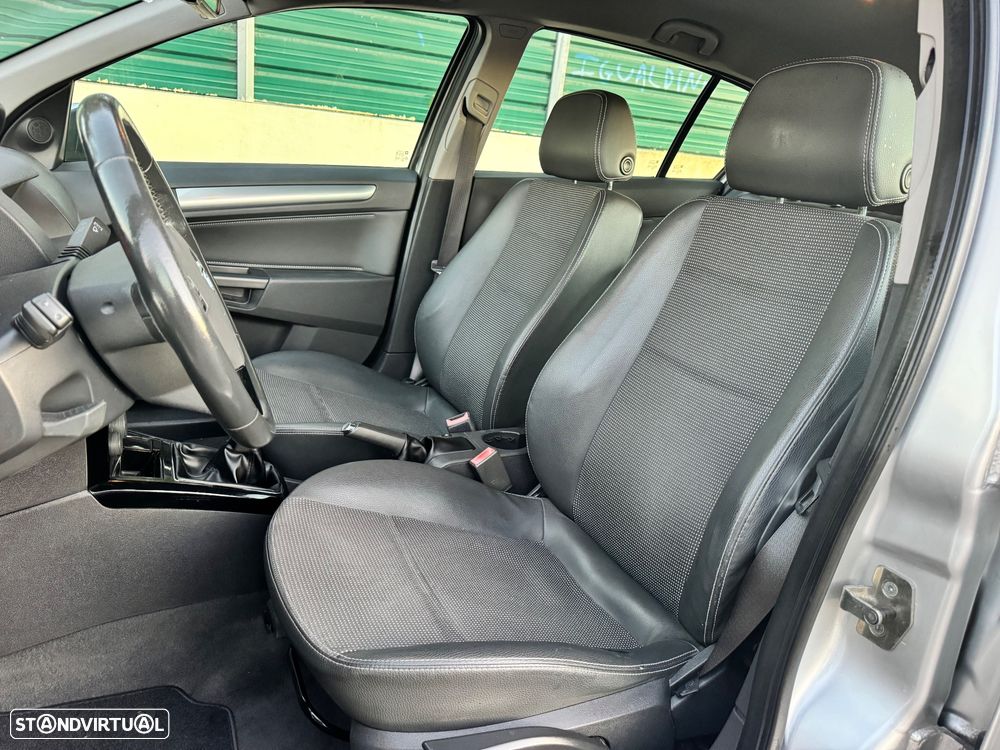 Opel Astra 1.7 CDTI Cosmo ecoFLEX - 18