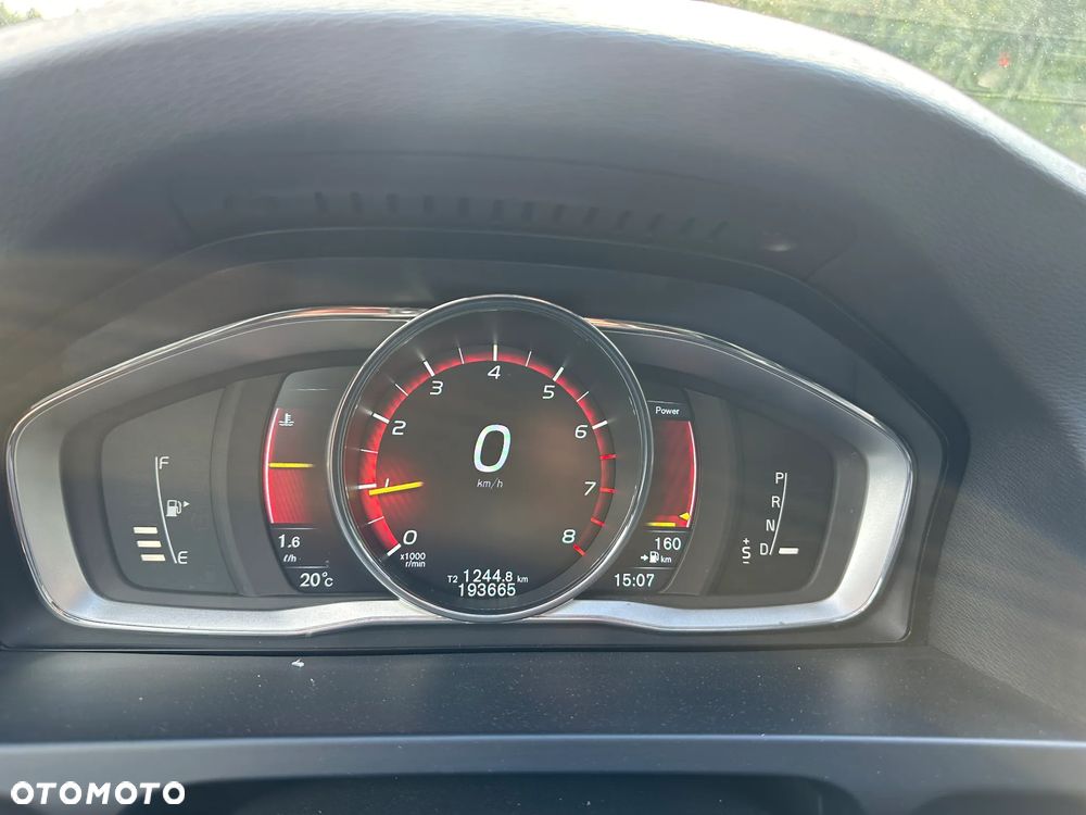 Volvo S60 T5 Drive-E Momentum - 11