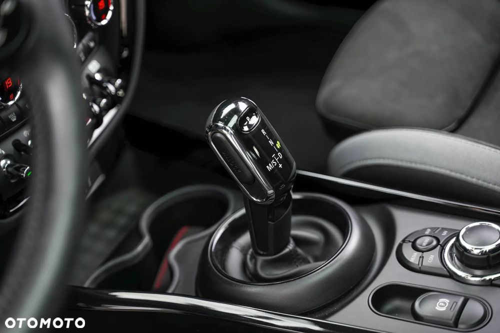 MINI John Cooper Works - 21