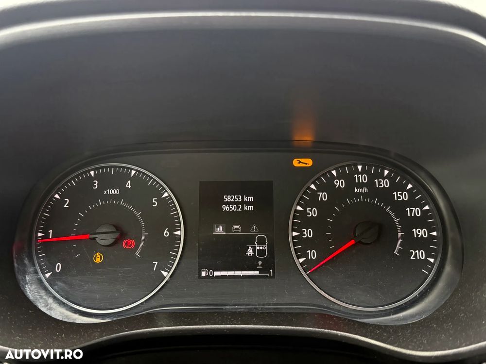 Dacia Logan TCe 90 MT5 Comfort - 12