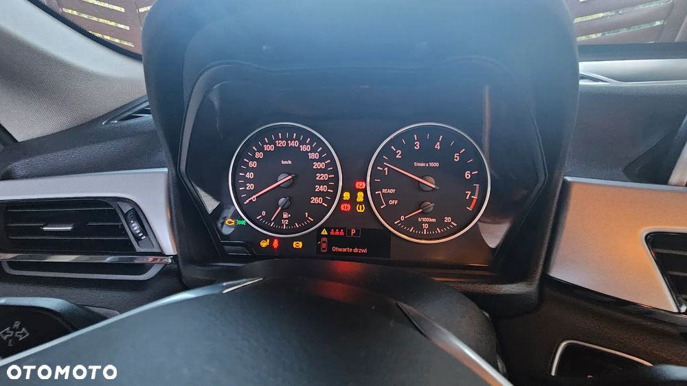 BMW X1 sDrive18i - 10