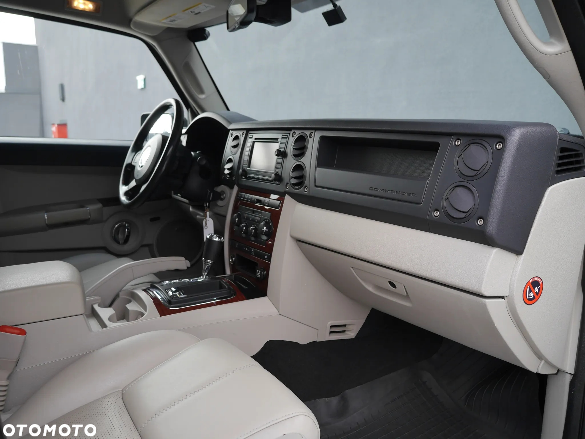 Jeep Commander 3.0 CRD Limited - 22