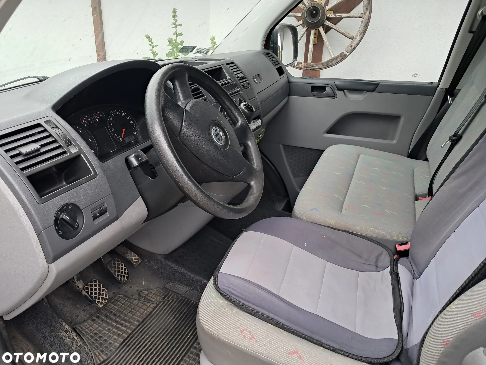 Volkswagen Transporter - 3