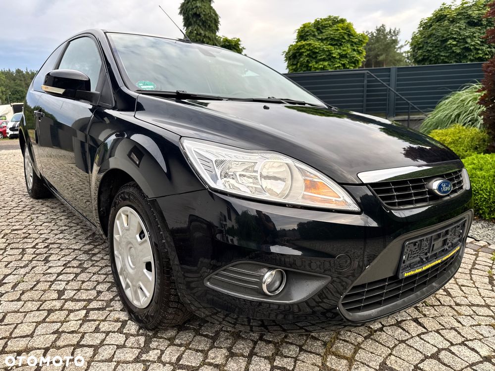 Ford Focus 1.6 16V Trend - 9