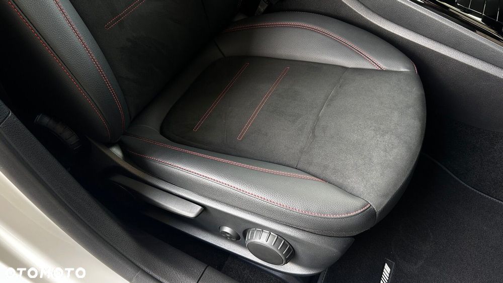 Mercedes-Benz Klasa A 200 AMG Line 7G-DCT - 24