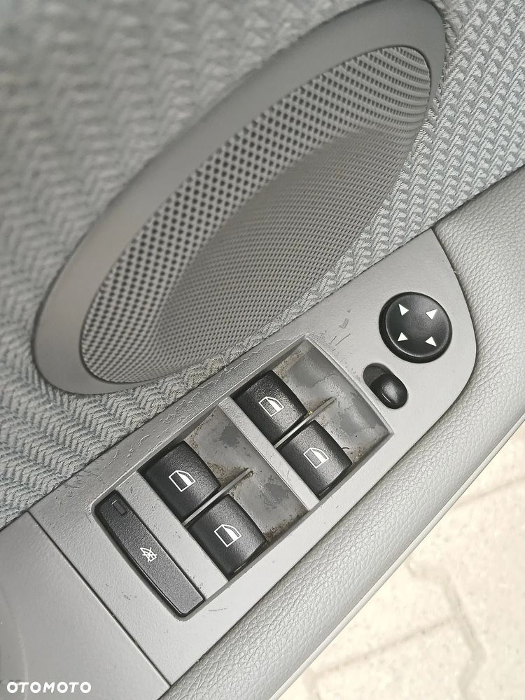 BMW Seria 3 - 22