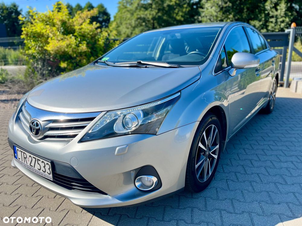 Toyota Avensis 2.0 D-4D Premium - 1
