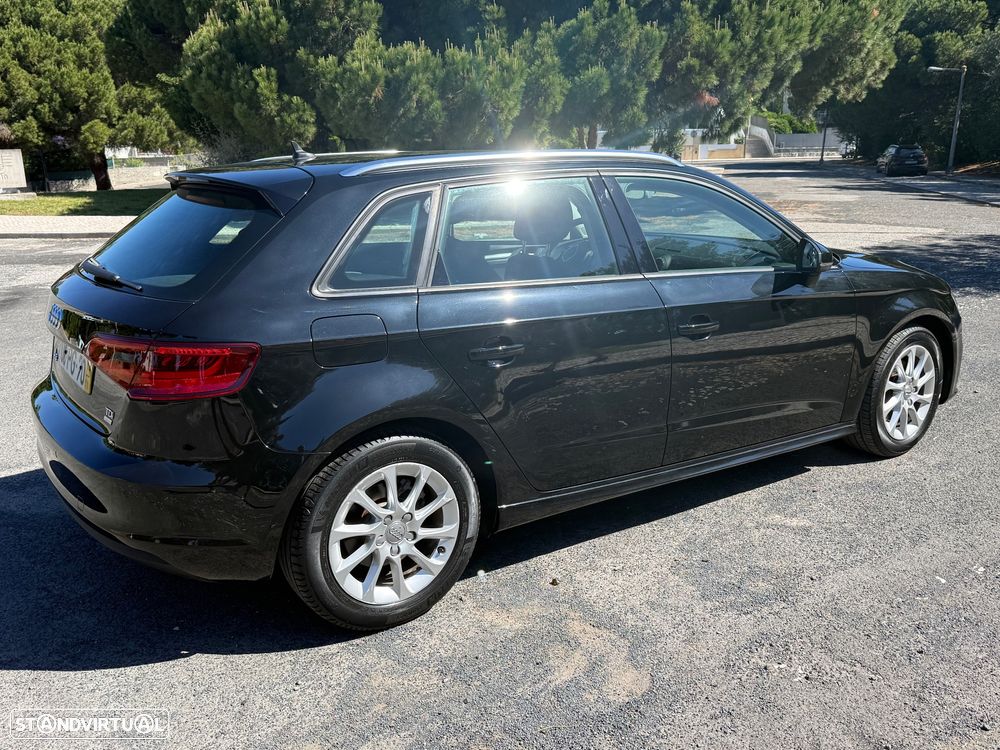 Audi A3 Sportback 1.6 TDI Attraction Ultra - 15