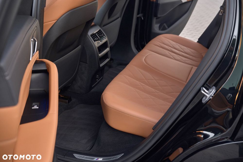 BMW X6 xDrive40d mHEV - 7