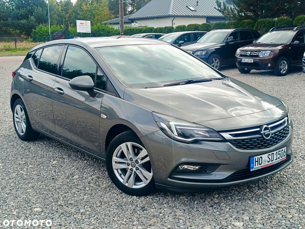 Opel Astra 1.4 Turbo Business - 11