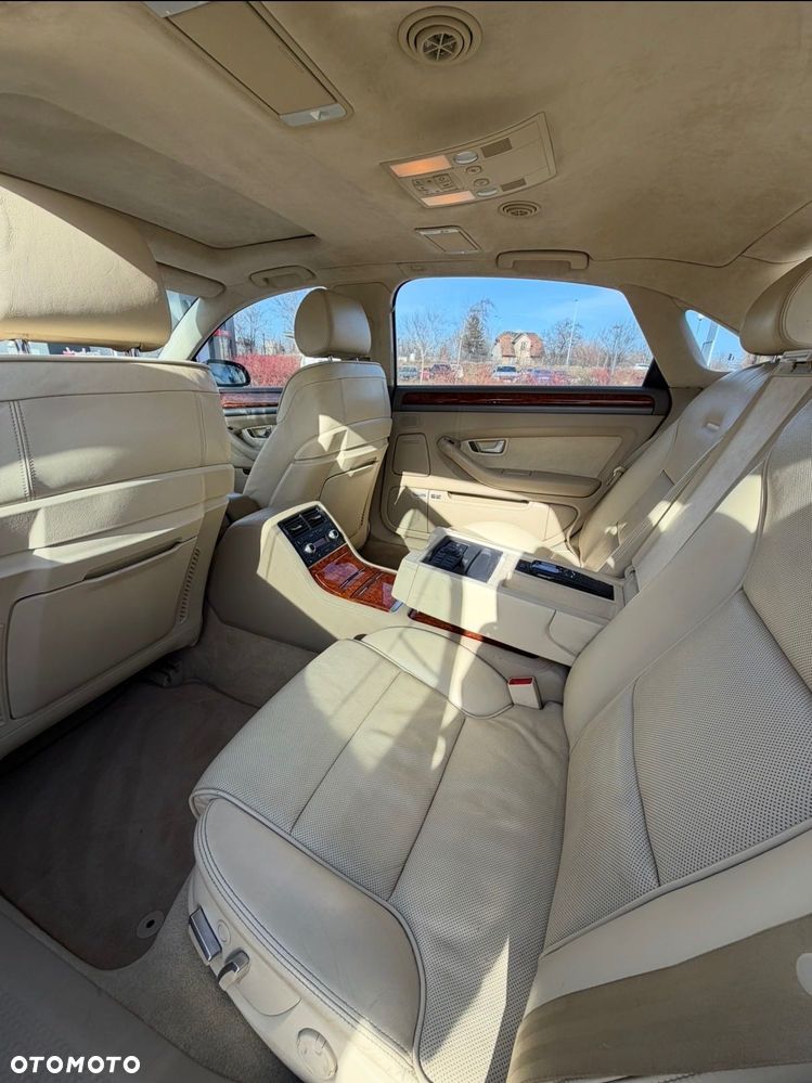 Audi A8 - 3