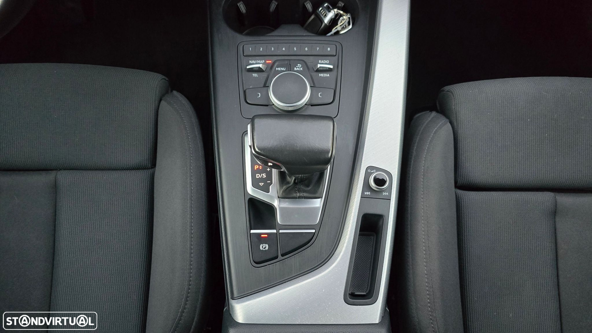 Audi A4 Avant 2.0 TDI Sport S tronic - 38