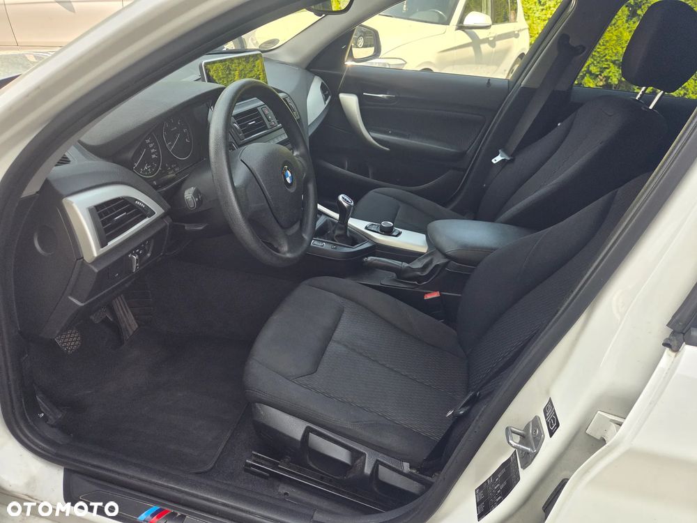 BMW Seria 1 116d Sport Line - 19