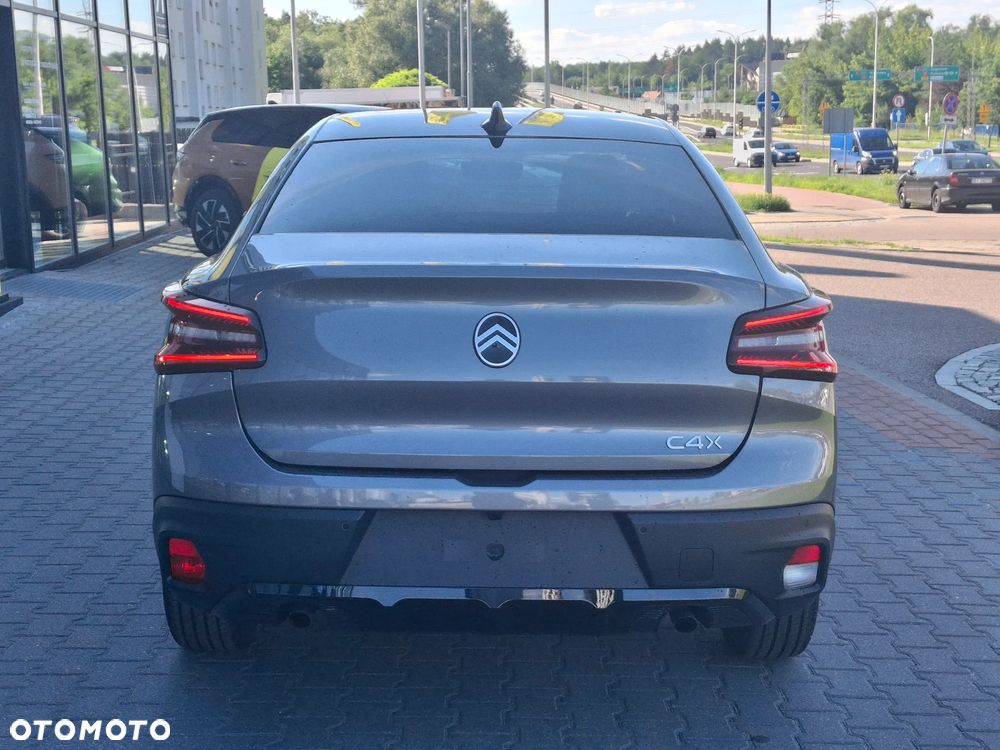 Citroën C4X 1.2 mHEV Max eDCT6 - 6