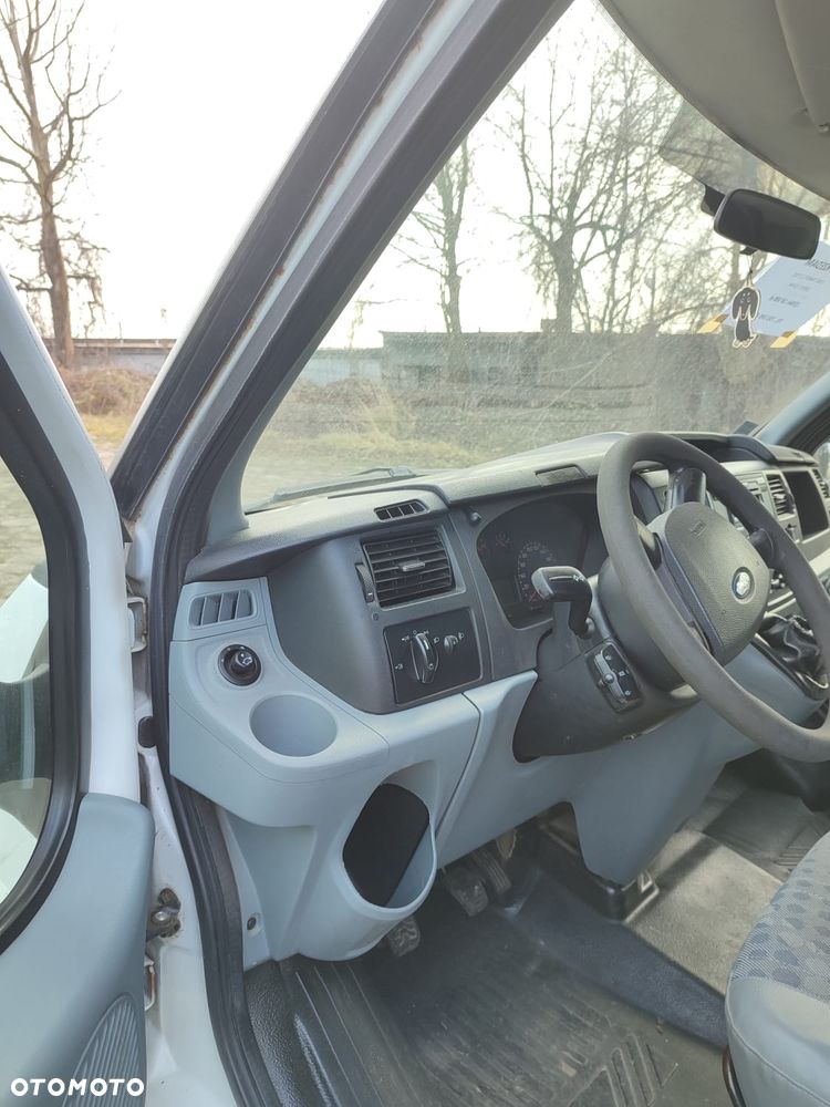Ford Transit - 5