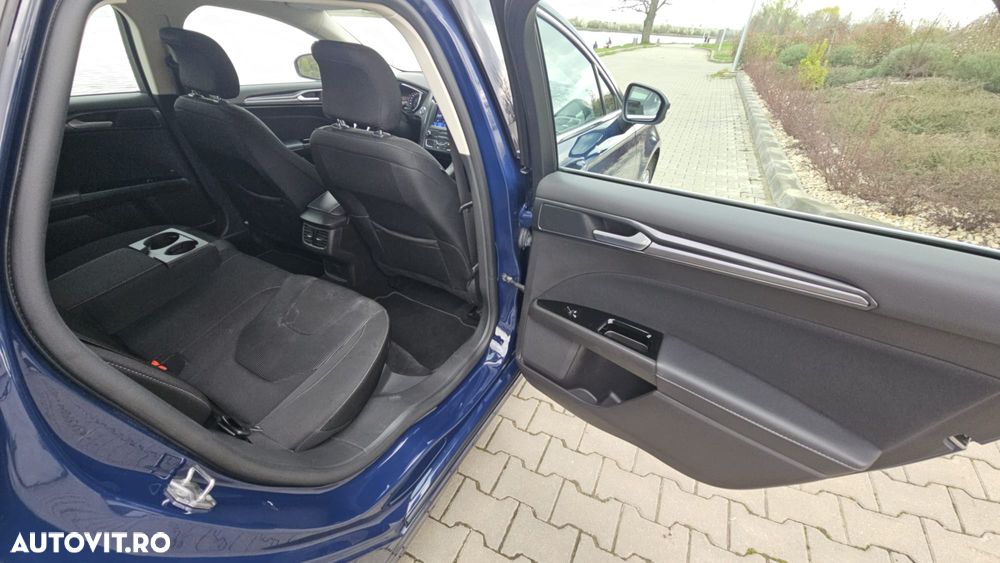 Ford Mondeo 2.0 TDCI Aut. Trend - 9