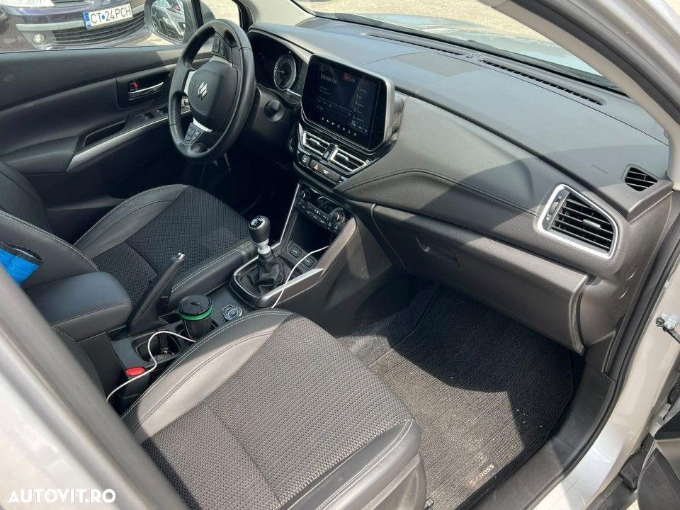 Suzuki S-Cross - 14