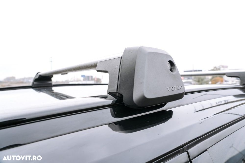 Volvo XC 40 D4 AWD R-Design - 14