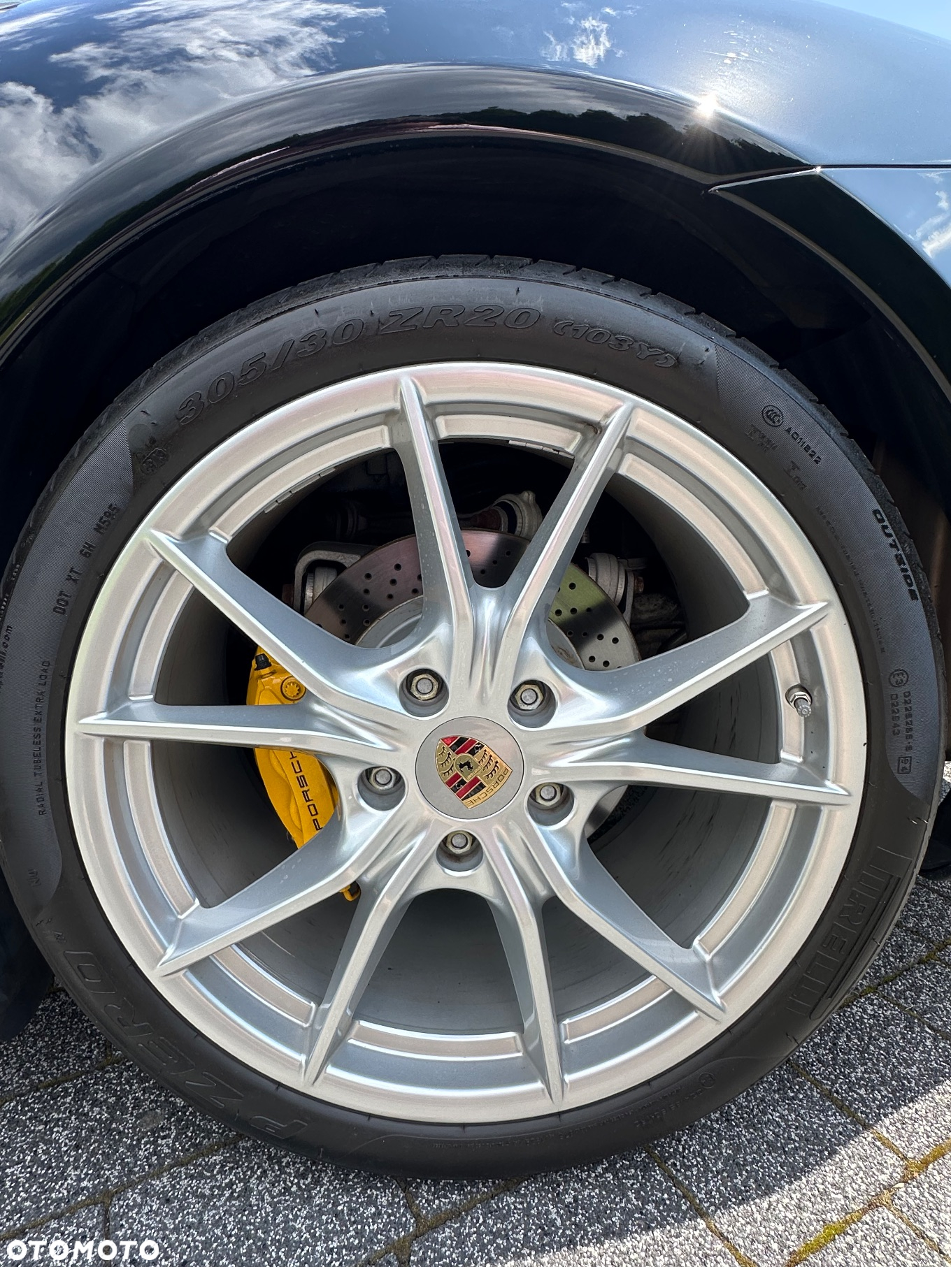 Porsche 911 Carrera 4 Cabriolet PDK - 12
