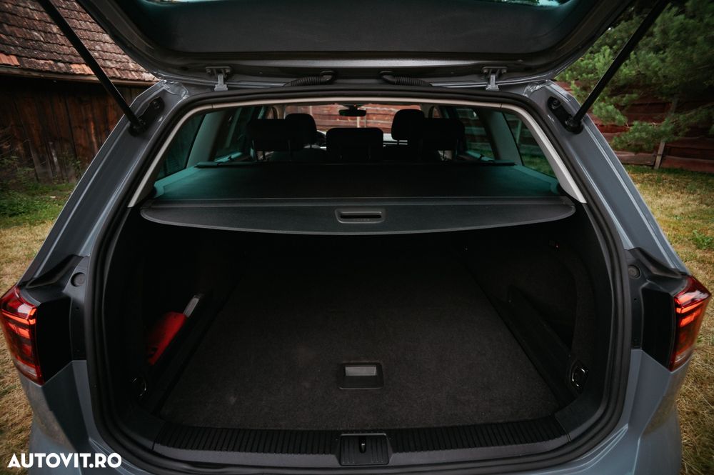 Volkswagen Passat 2.0 TDI SCR DSG - 3