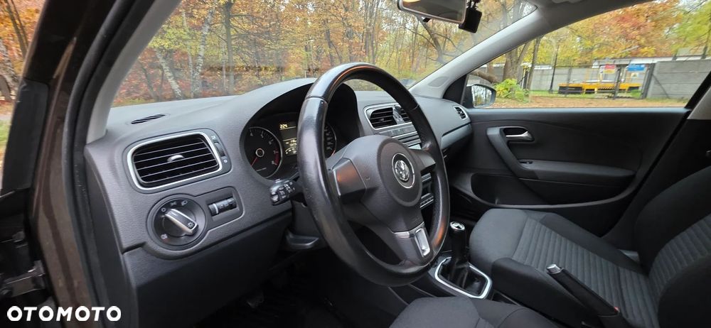 Volkswagen Polo - 18