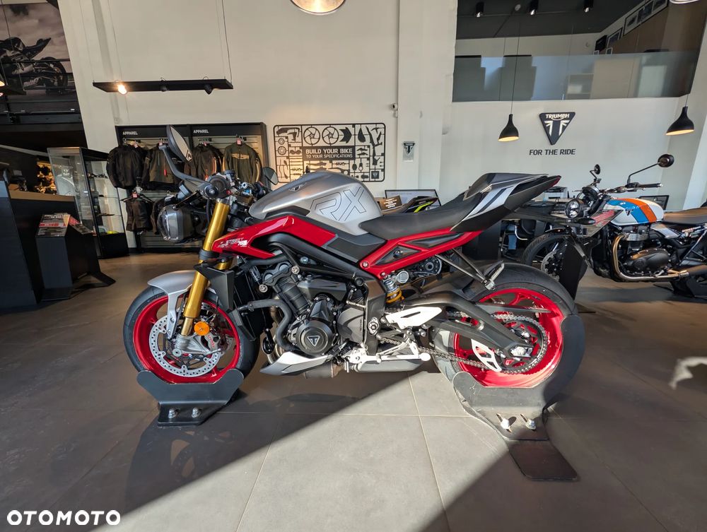 Triumph Street Triple - 5