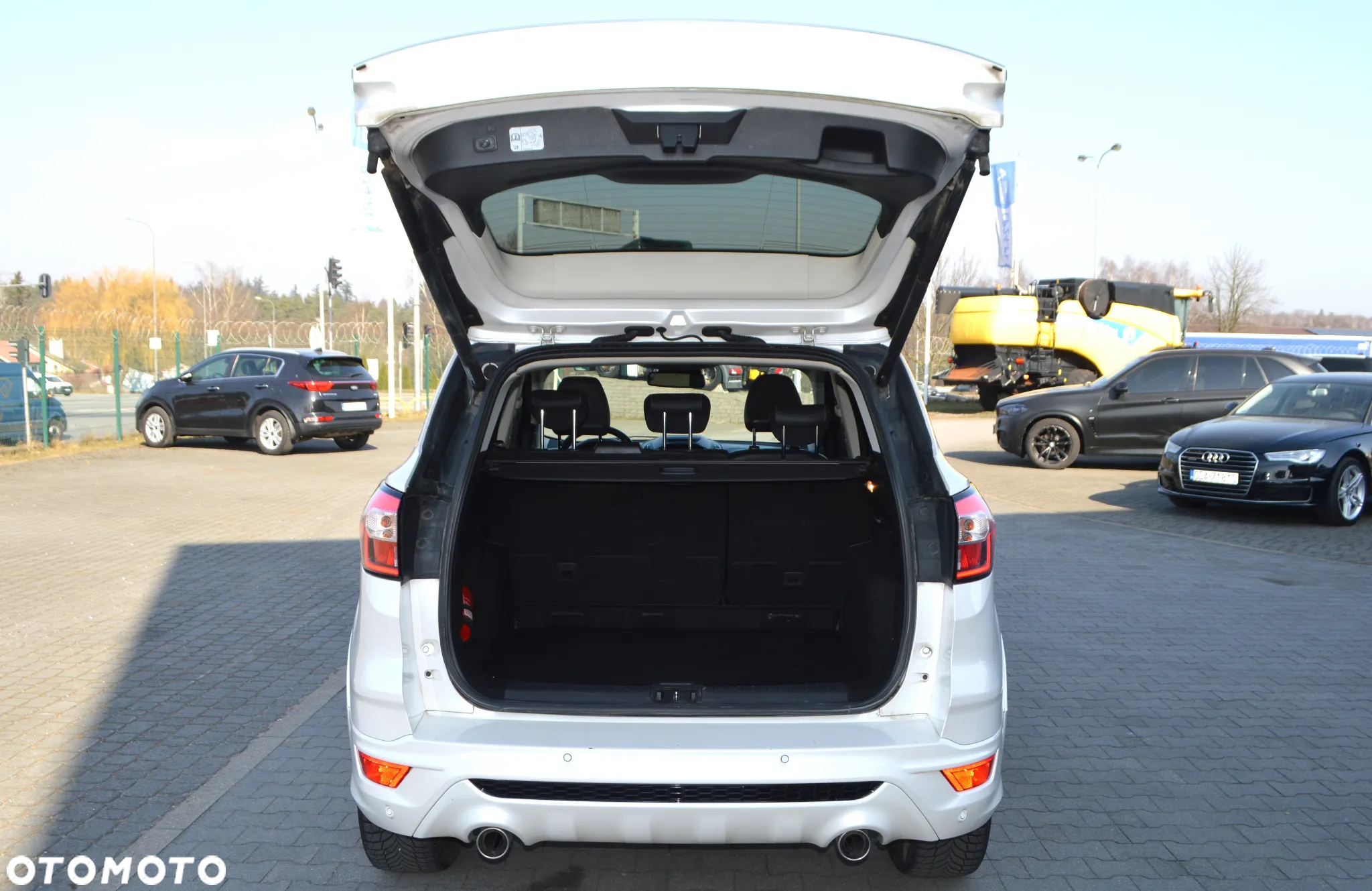 Ford Kuga Vignale 2.0 TDCi AWD - 10