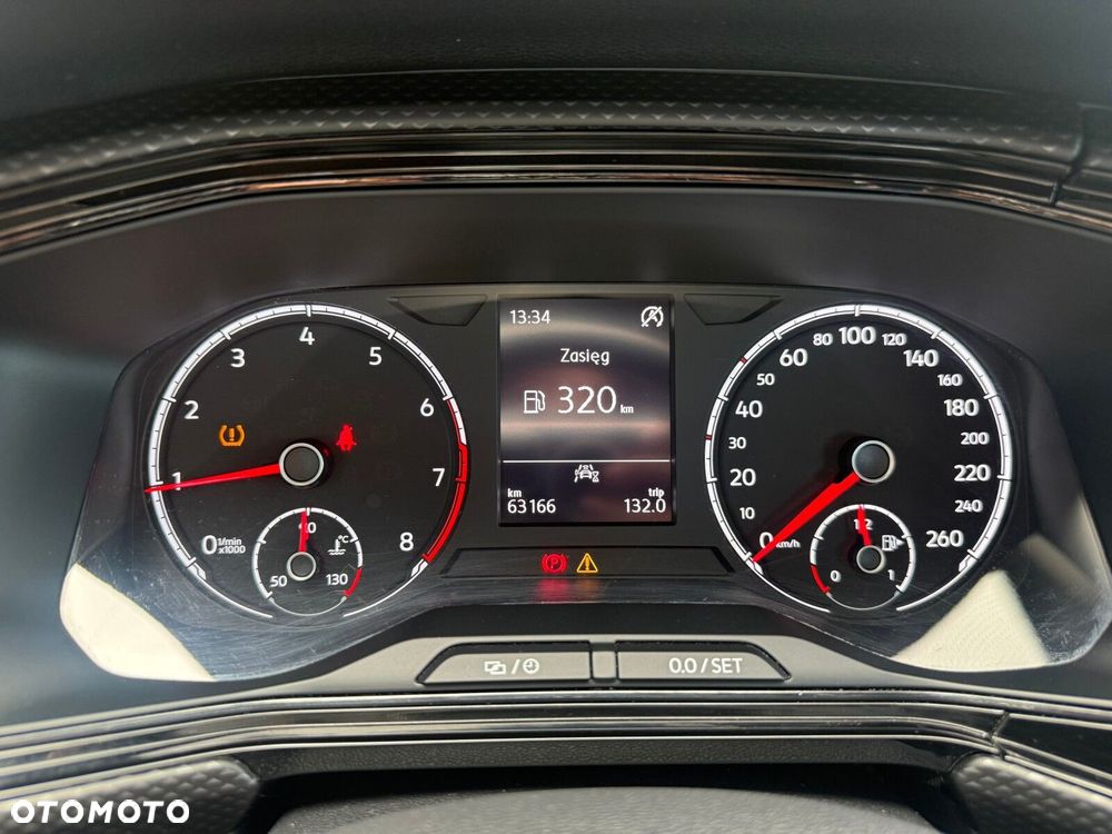 Volkswagen T-Cross - 24