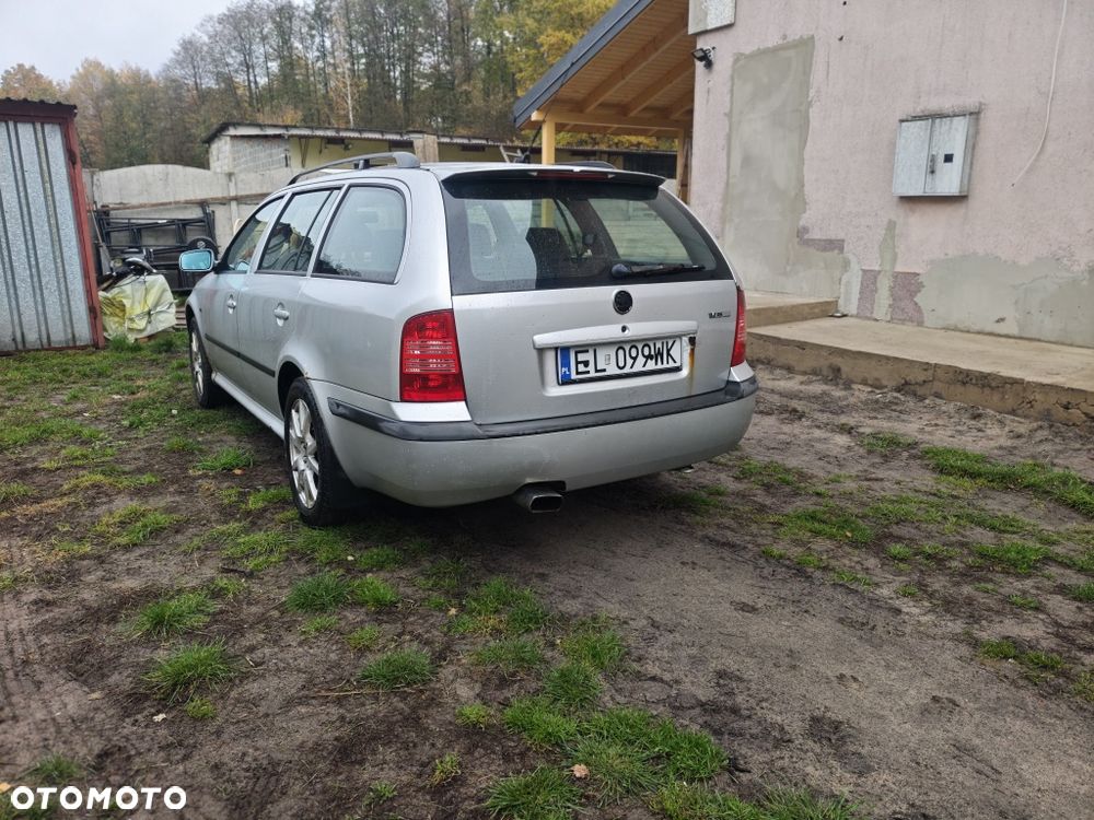 Skoda Octavia 2002 photo 3