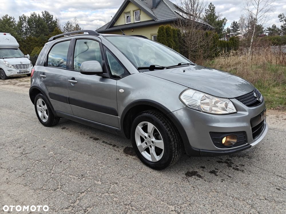 Suzuki SX4 1.6 Comfort Plus 4WD - 13