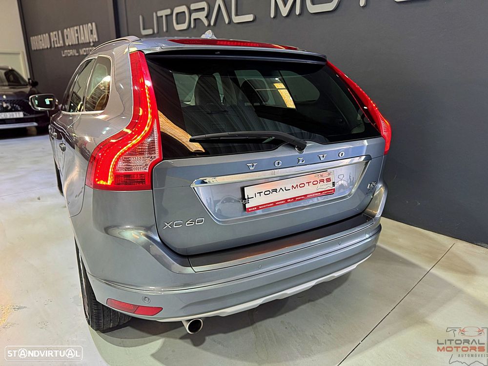 Volvo XC 60 2.0 D3 Momentum - 9