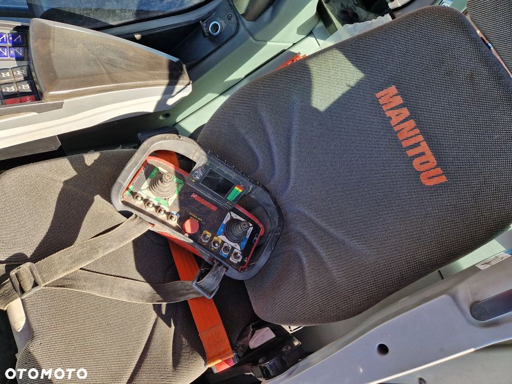 Manitou MRT 2260 G129 - 11