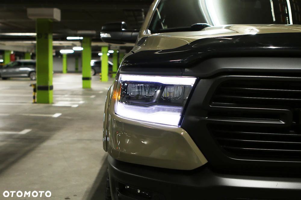 RAM 1500 5.7 Crew Cab Limited - 4