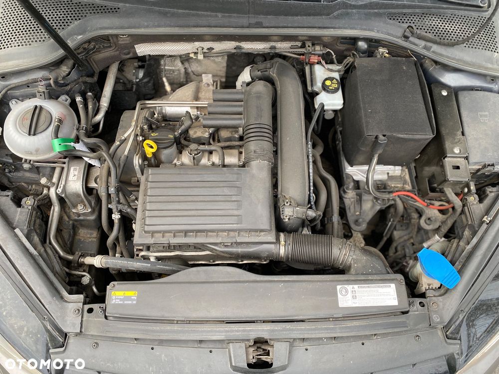 Volkswagen Golf 1.2 TSI BMT Start - 12