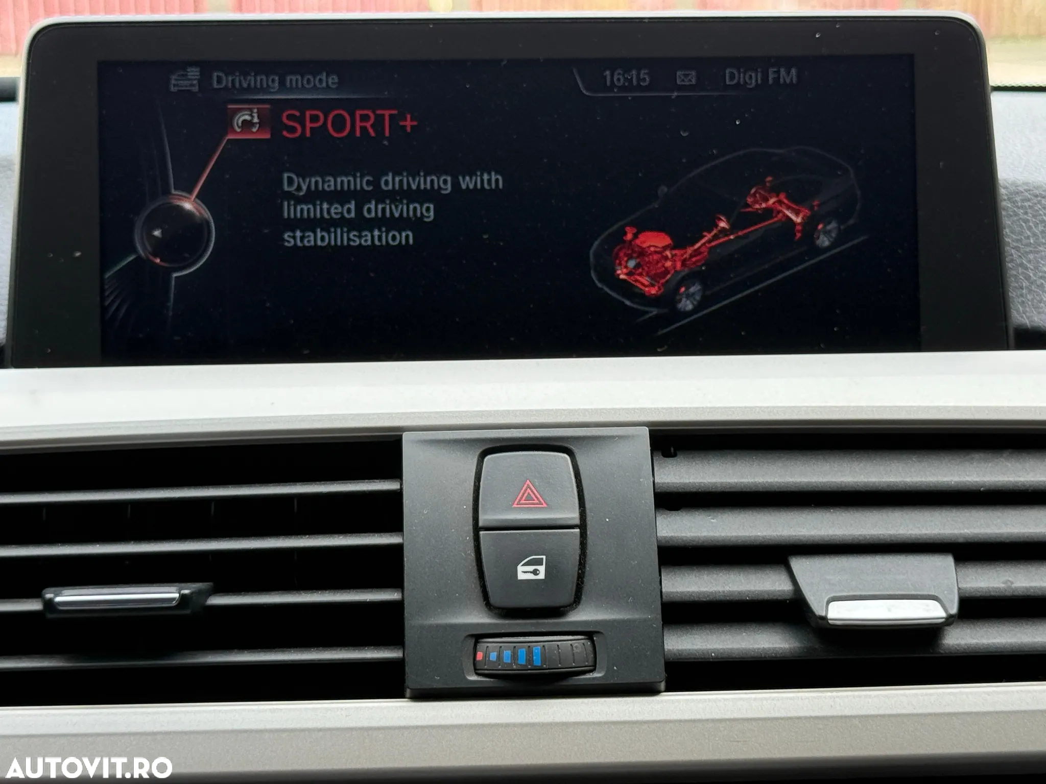 BMW Seria 3 320d Aut. Sport Line - 11